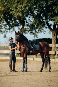 Horze Houston Dressurschabracke Mit Kunstfell -Reitsportbedarf Verkäufe 2024 17410 VDB 5