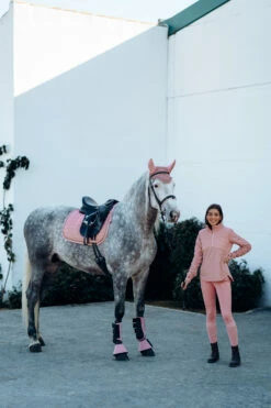 Horze Munich Dressurschabracke Mit Metall-Detail -Reitsportbedarf Verkäufe 2024 17412 RTPI 5