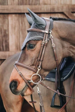 Kentucky Horsewear Stone & Pearl Fliegenmütze Lang 14 Kentucky Horsewear Stone & Pearl Fliegenmütze Lang -Reitsportbedarf Verkäufe 2024 329562 G 2