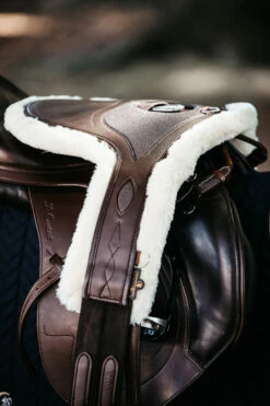 Kentucky Horsewear Stollengurt Schaffell Spezial