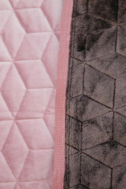 Kentucky Horsewear Velvet Pony Turnierdecke, 160g -Reitsportbedarf Verkäufe 2024 336616 RRPI 7