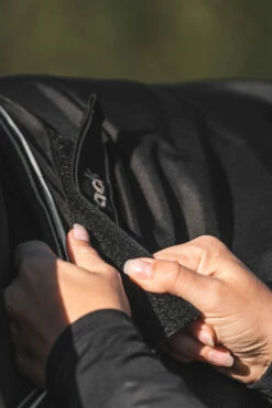 Back On Track Obsidian Weidedecke, 150g -Reitsportbedarf Verkäufe 2024 345231 BL 06