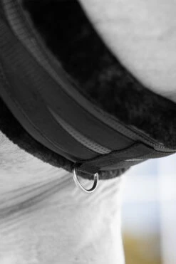 LeMieux Anatomischer Sattelgurt Mit Fleeceüberzug -Reitsportbedarf Verkäufe 2024 N7QQ3 099 04